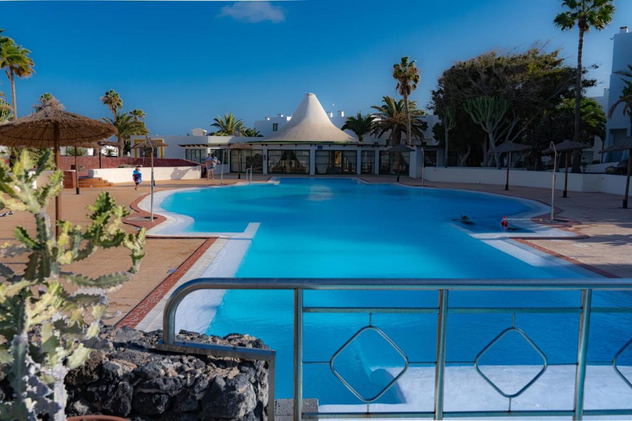 Cozzy Apartment Con Vista Al Mar Costa Teguise Exterior photo